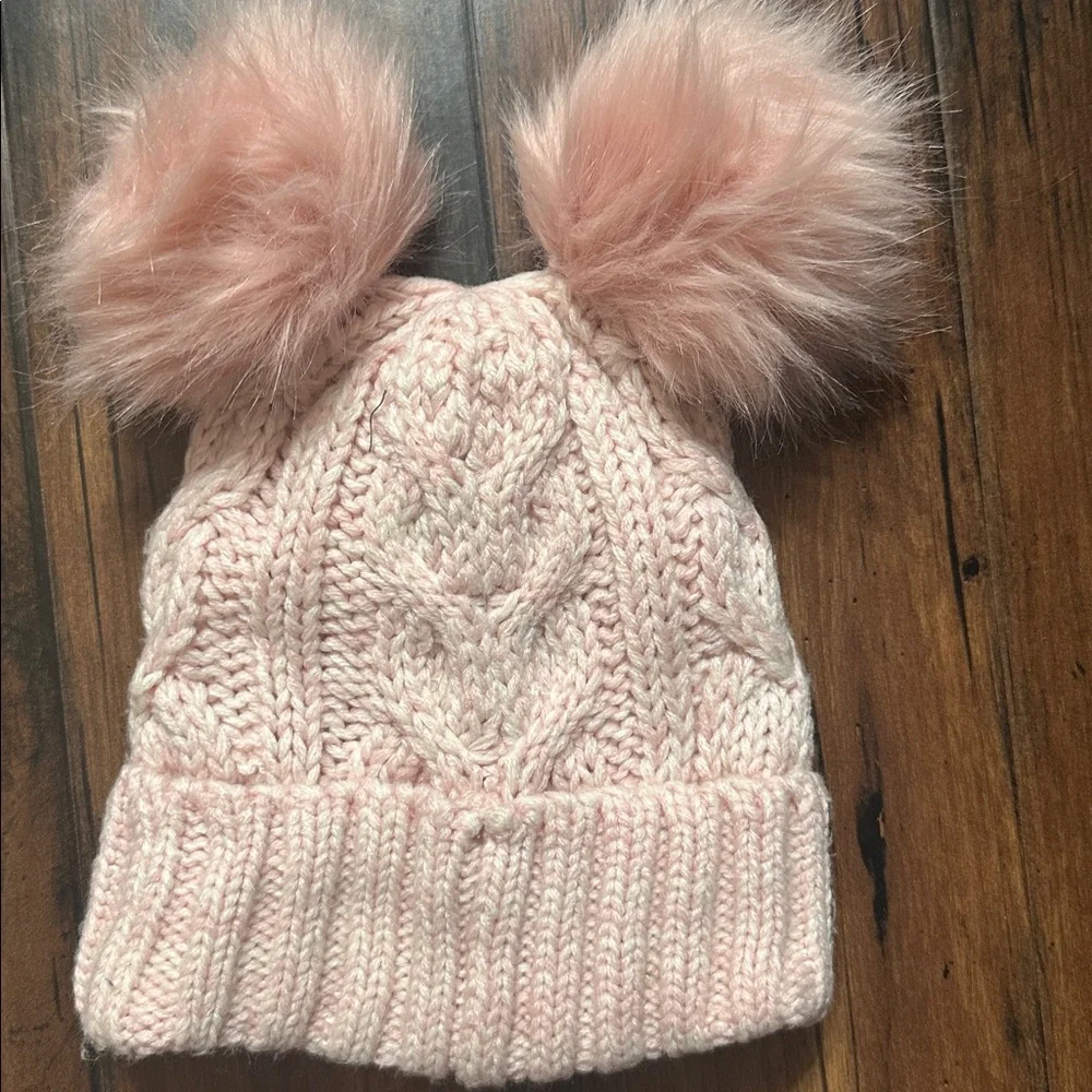 GAP BEANIE BUNDLE